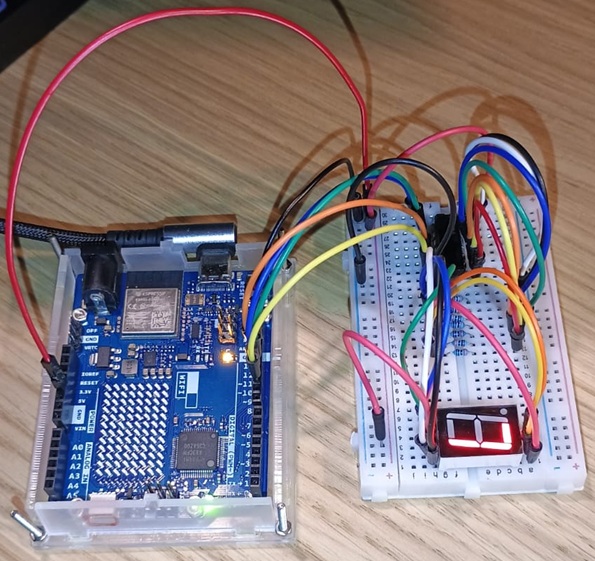 File:Arduino display led a segmenti 01.jpg